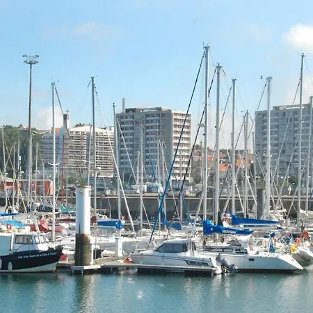 Alta Mar, Nuit Insolite Sur L'eau Bådhotel *